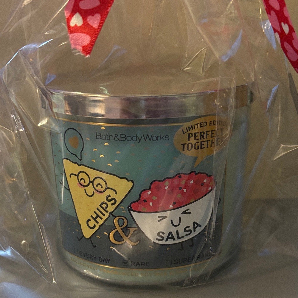 Bath & Body Works Light Blue Chips & Salsa 3-Wick Candle